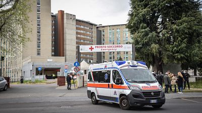 In corso le procedure per toglierlo dal respiratore