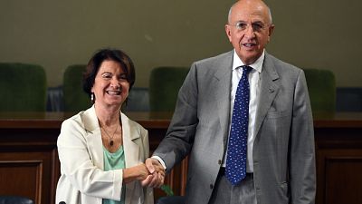 La ministra per la Famiglia ha firmato un protocollo con l'Abi La ministra per la Famiglia ha firmato un protocollo con l'Abi