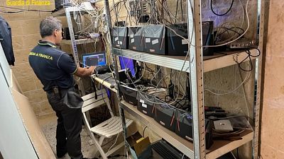 Operazione della Guardia di finanza a Canosa di Puglia Operazione della Guardia di finanza a Canosa di Puglia