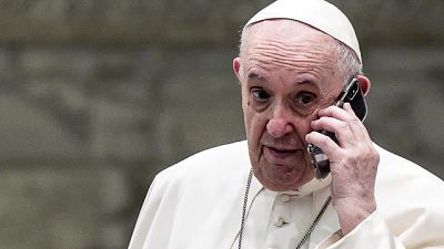 Lo dice nella telefonata con il giornalista Cymerman