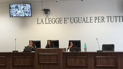 Gli imputati sono 388. La sentenza non prima del 6 novembre Gli imputati sono 388. La sentenza non prima del 6 novembre
