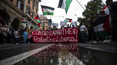 Circolare ai questori su iniziative pro-Palestina e pro-Israele Circolare ai questori su iniziative pro-Palestina e pro-Israele