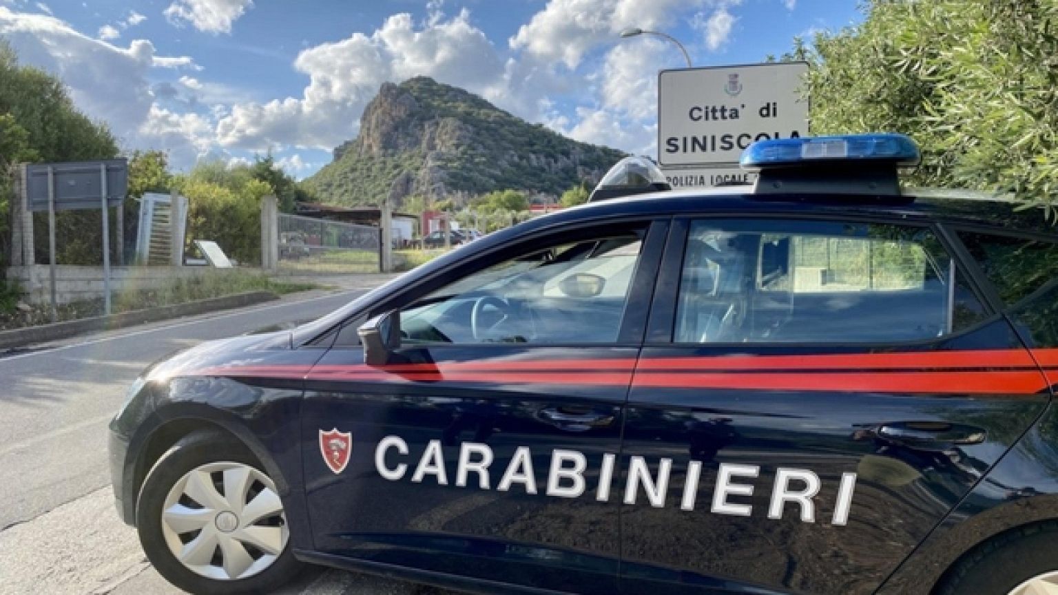 Nuoro, il 21enne arrestato si difende, 'mi aveva aggredito'