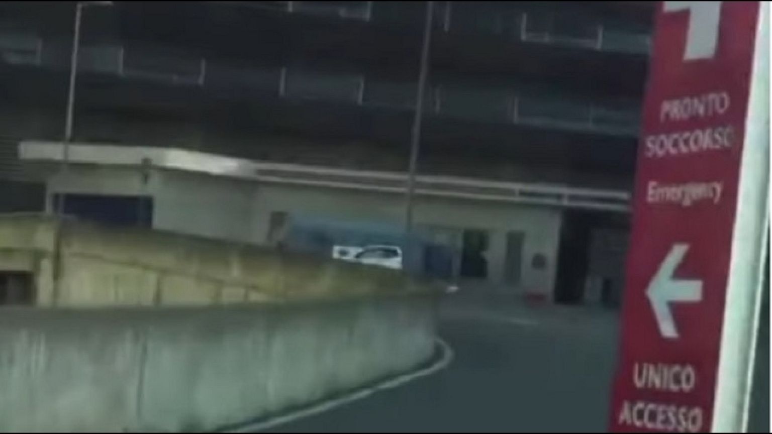 "Si è spaventato molto, sta meglio, ma è scosso"